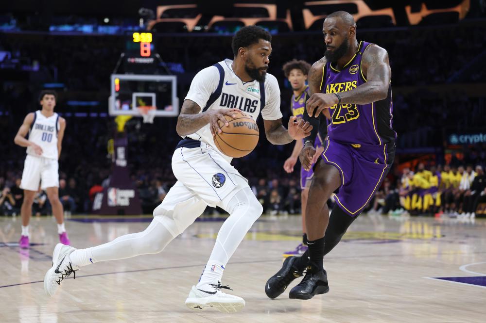 青年队中脱 青年队中脱